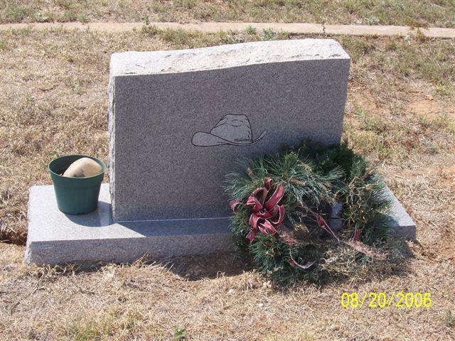 Back side of Tombstone of Gary W. Park